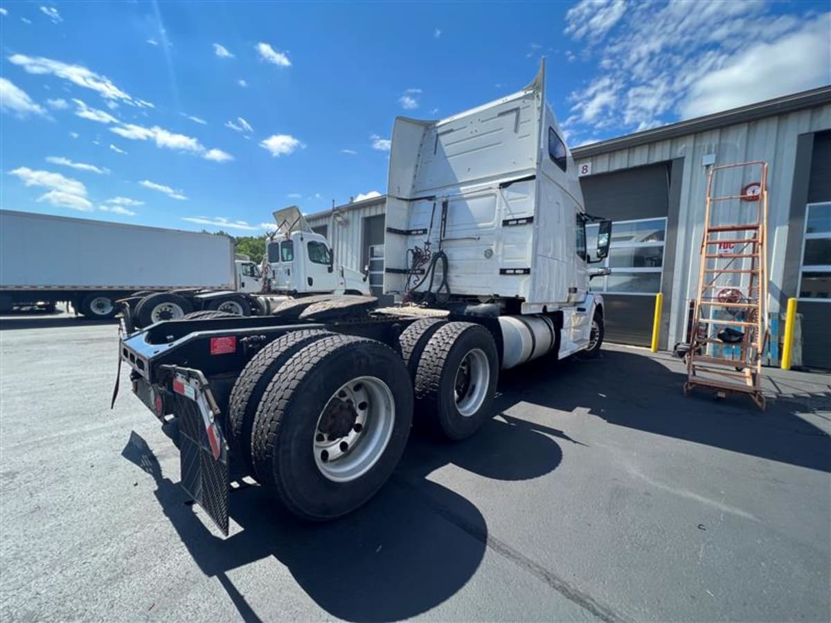 2017 Volvo VNL64T 670 668469