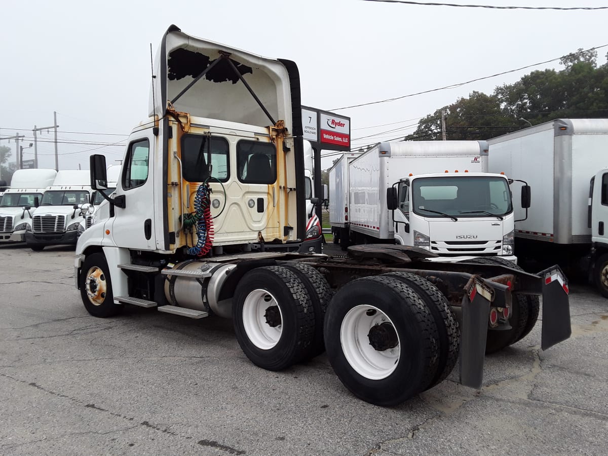 2017 Freightliner/Mercedes CASCADIA 125 668683