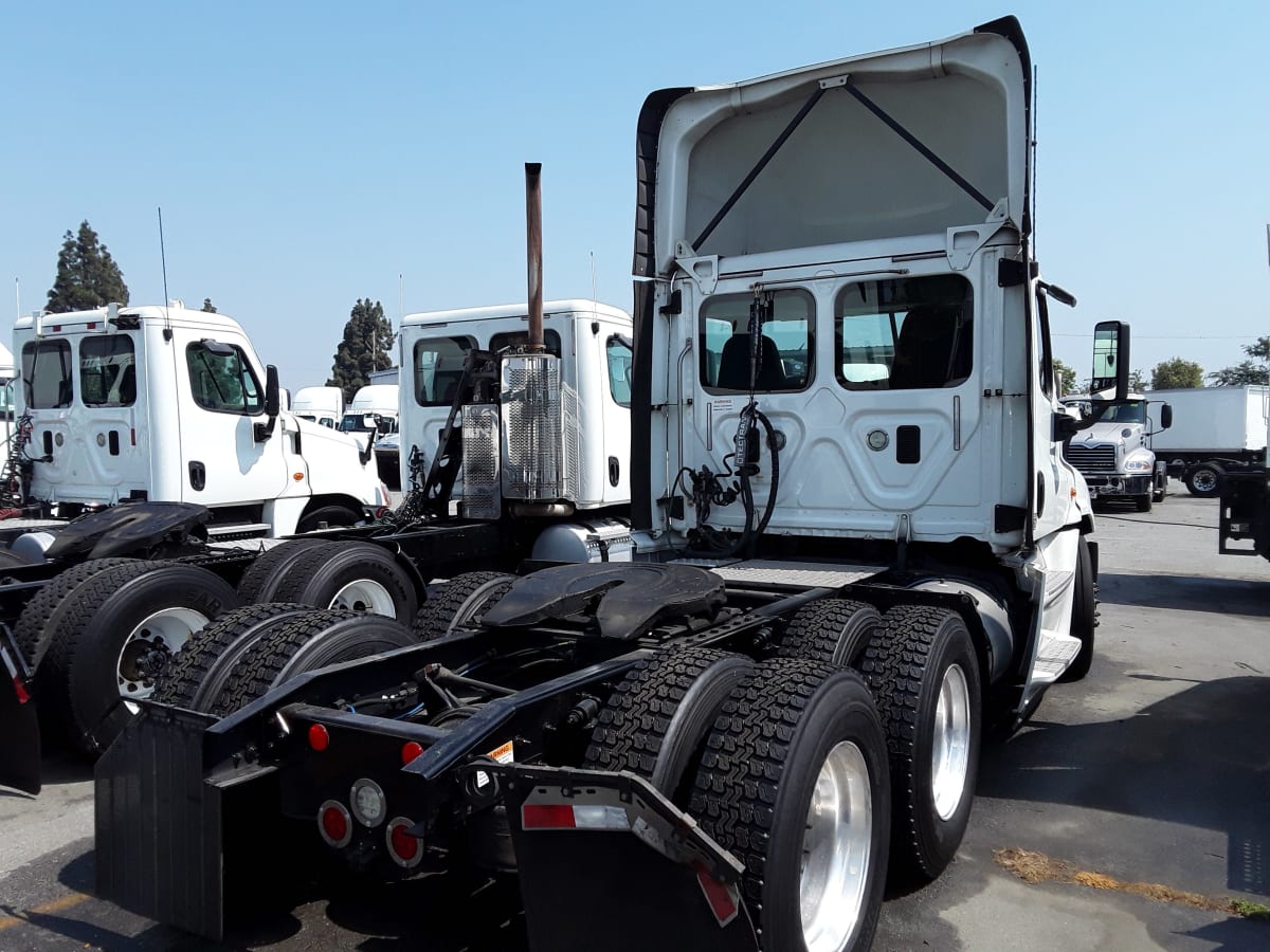 2017 Freightliner/Mercedes CASCADIA 125 668764