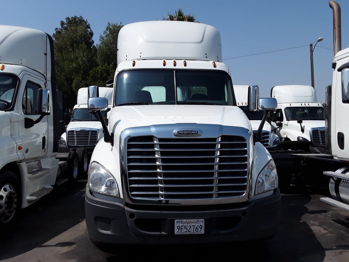 2017 Freightliner/Mercedes CASCADIA 125 668764