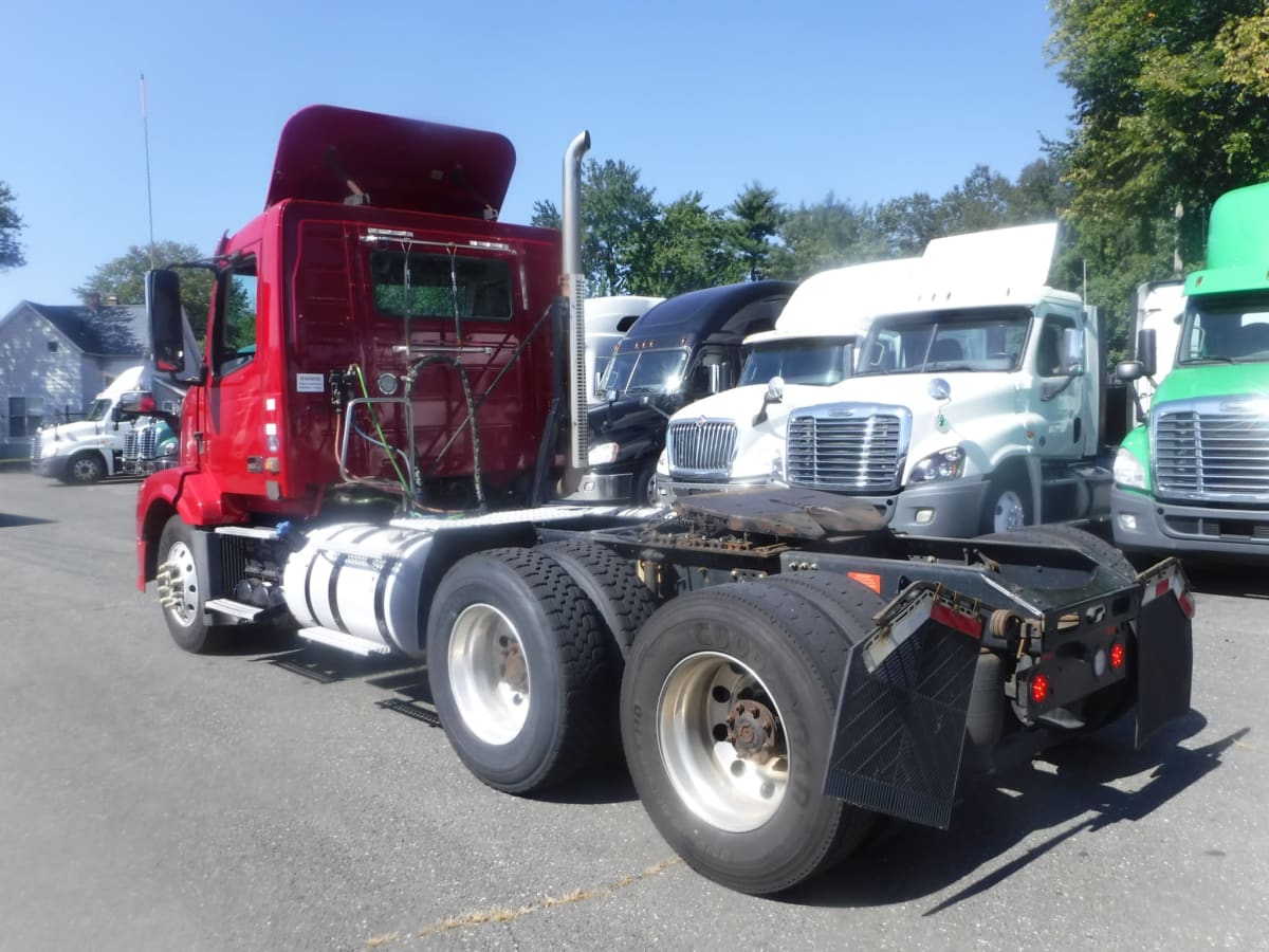 2017 Volvo VNL64TRACTOR 668914