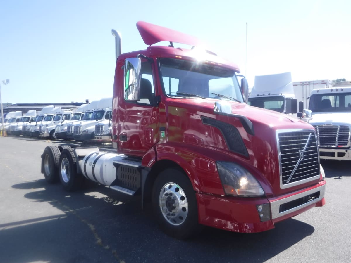 2017 Volvo VNL64TRACTOR 668914