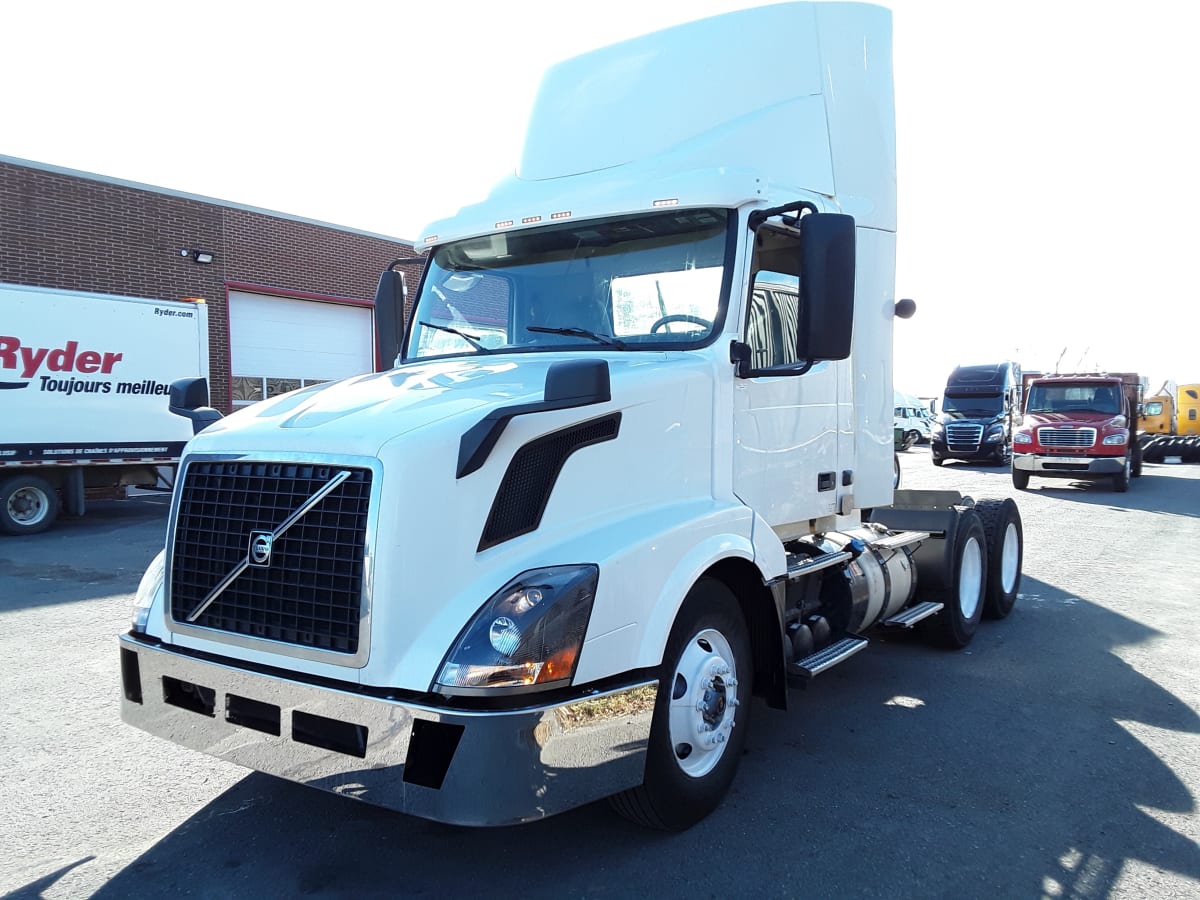 2017 Volvo VNL64T-300 668962