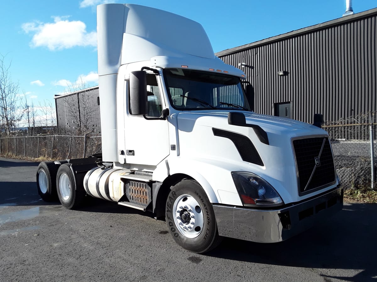 2017 Volvo VNL64T-300 668962