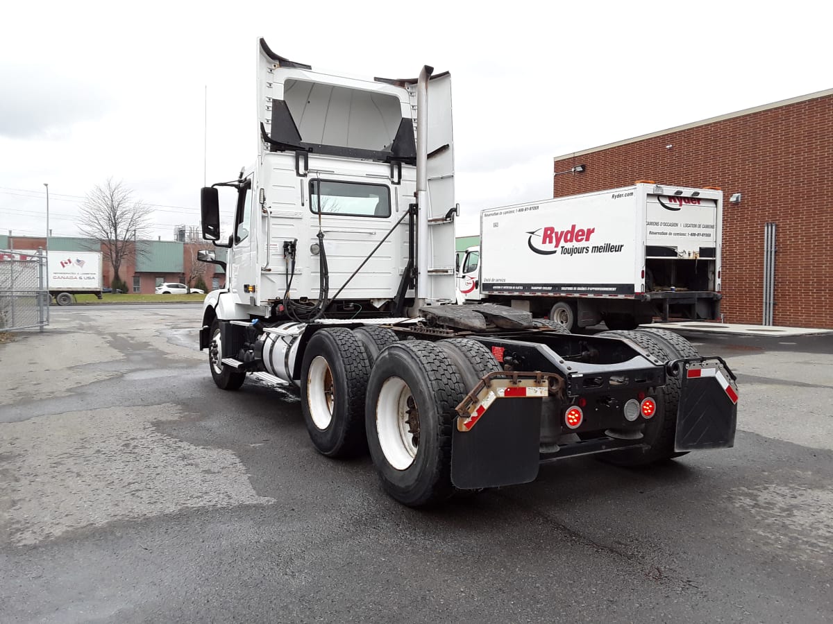 2017 Volvo VNL64T-300 668965