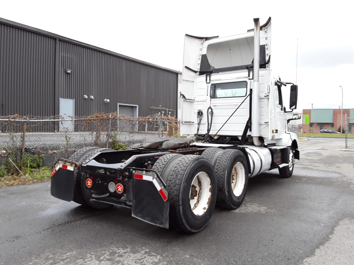 2017 Volvo VNL64T-300 668965