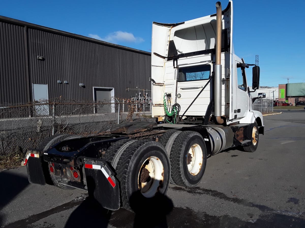 2017 Volvo VNL64T-300 668969