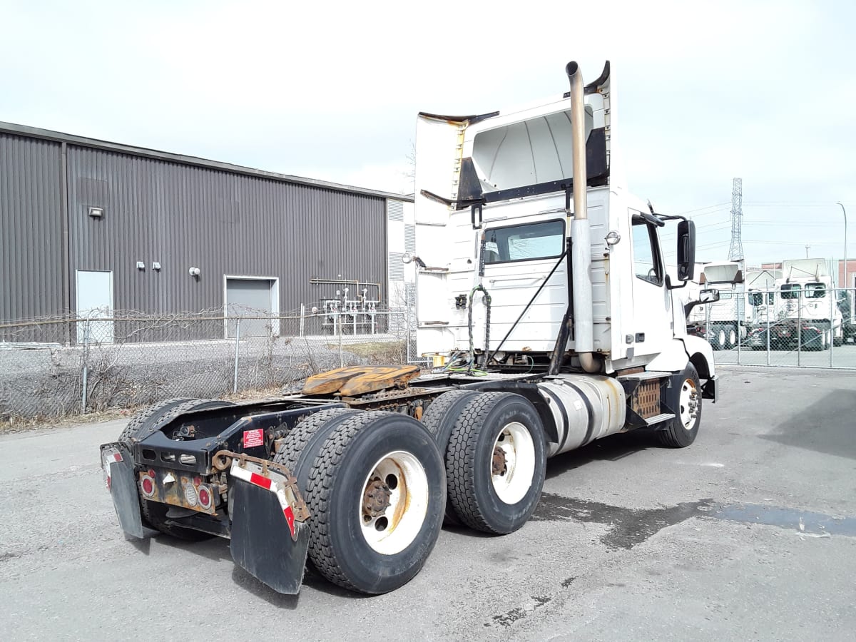 2017 Volvo VNL64T-300 668970