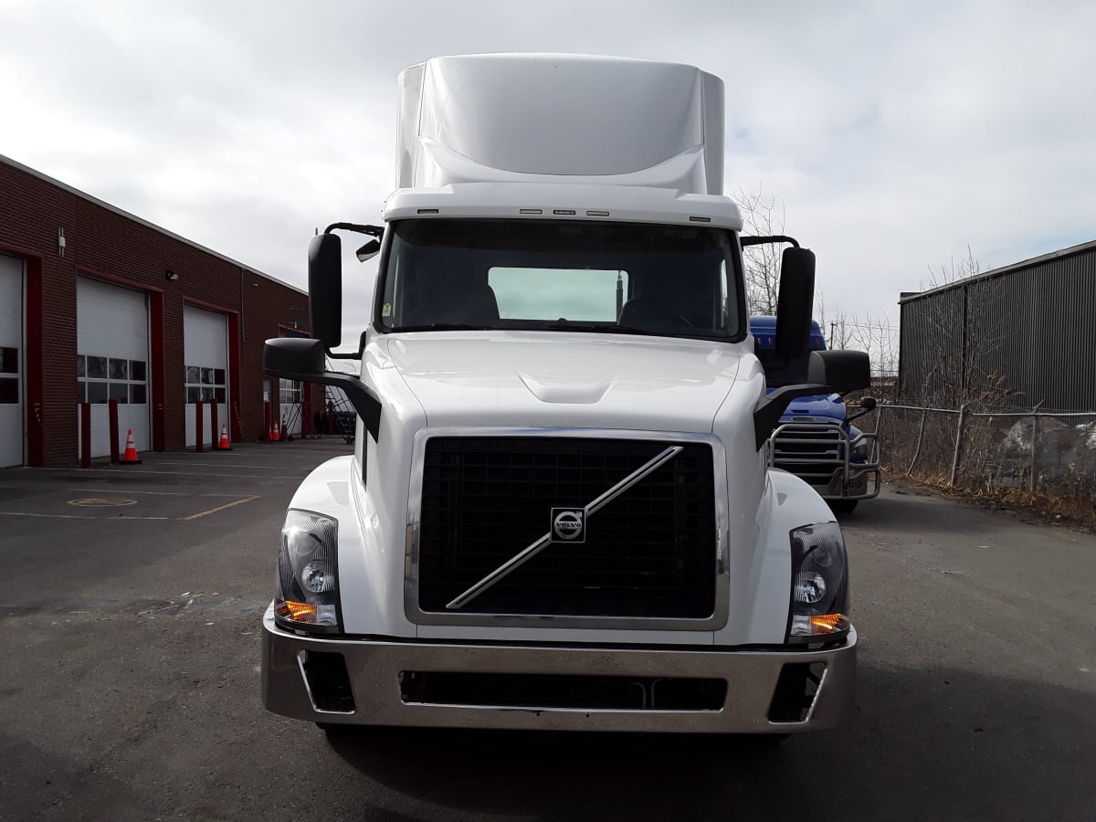 2017 Volvo VNL64T-300 668970