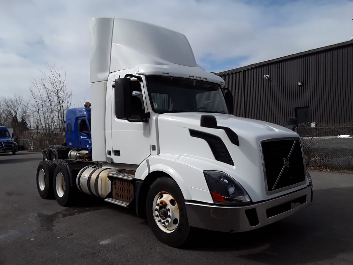 2017 Volvo VNL64T-300 668970