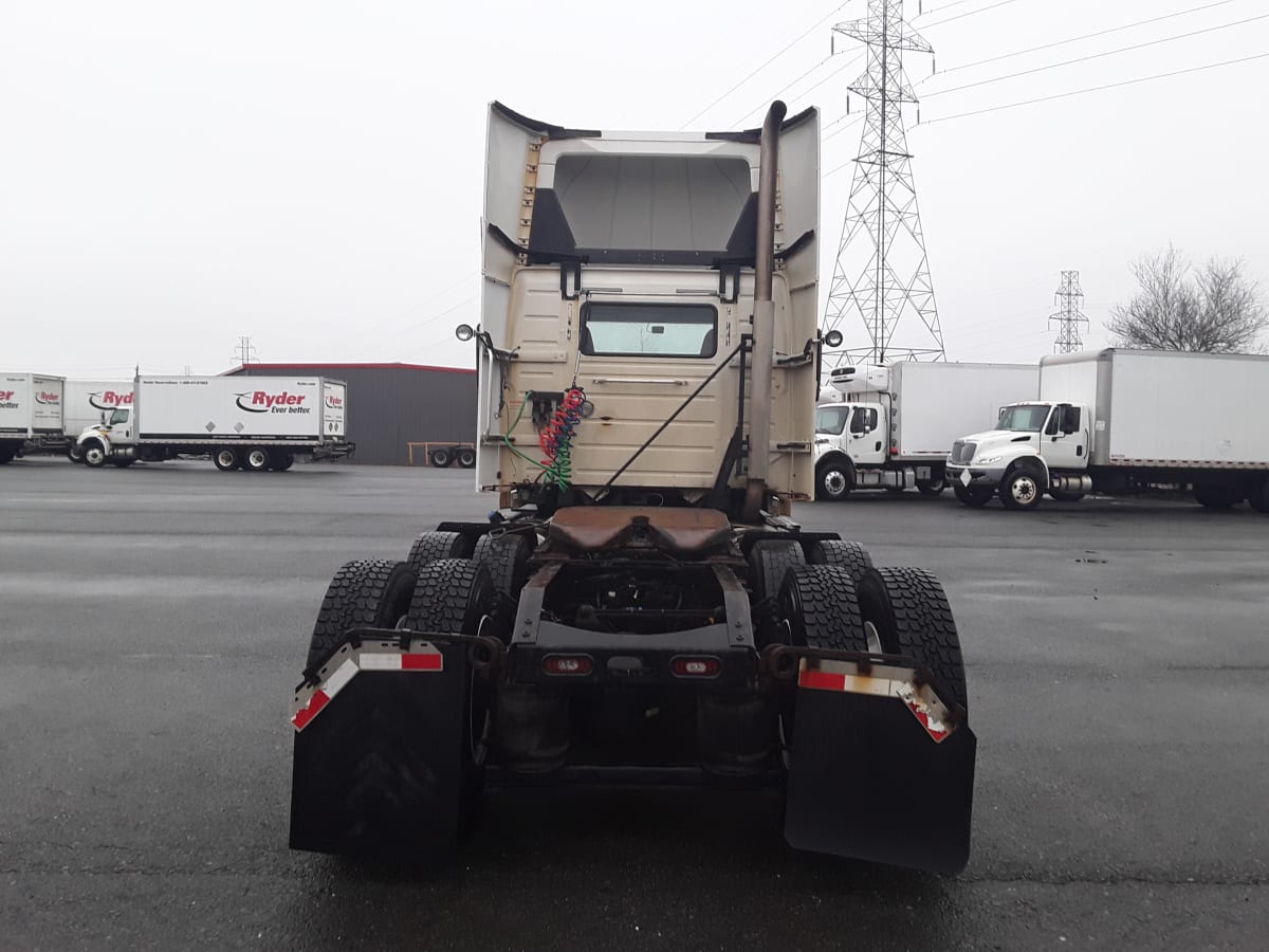 2017 Volvo VNL64T-300 668985