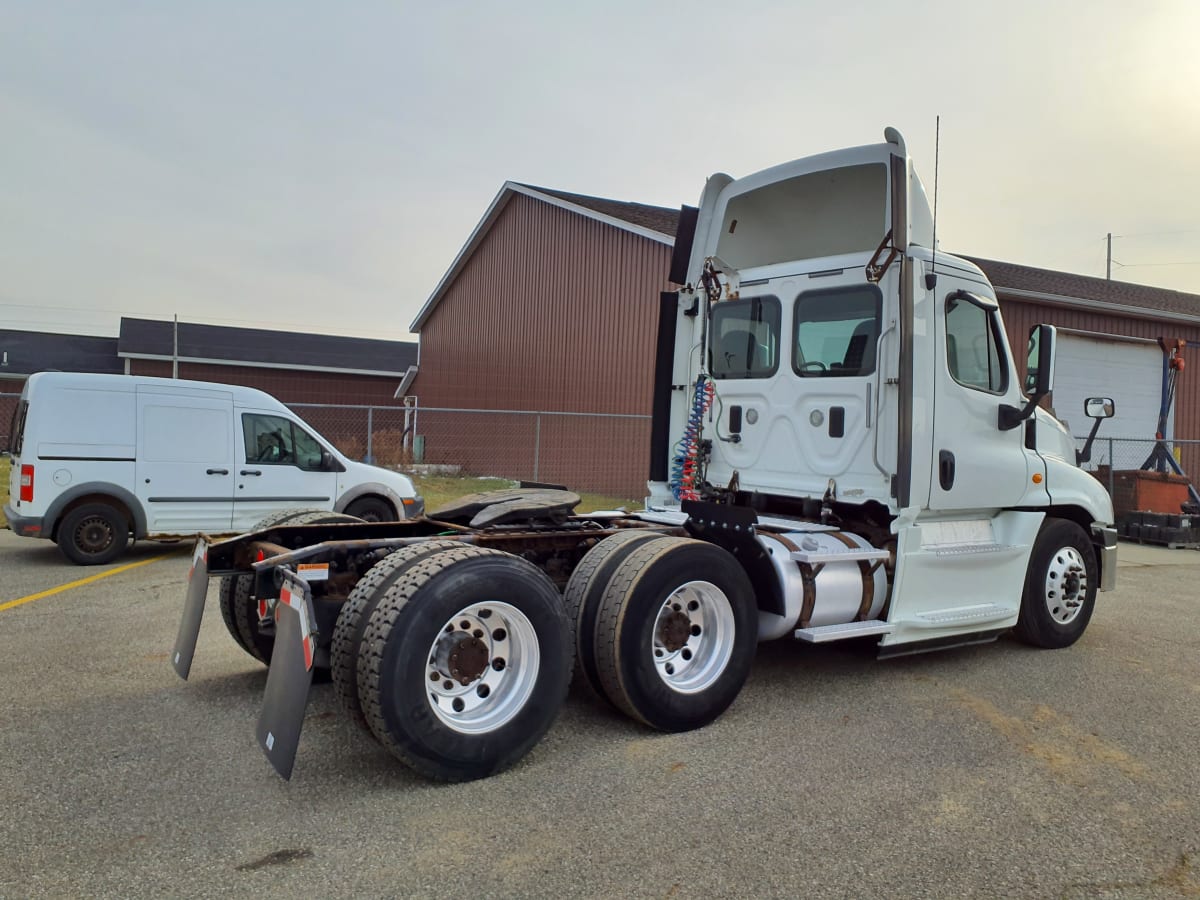 2017 Freightliner/Mercedes CASCADIA 125 668995