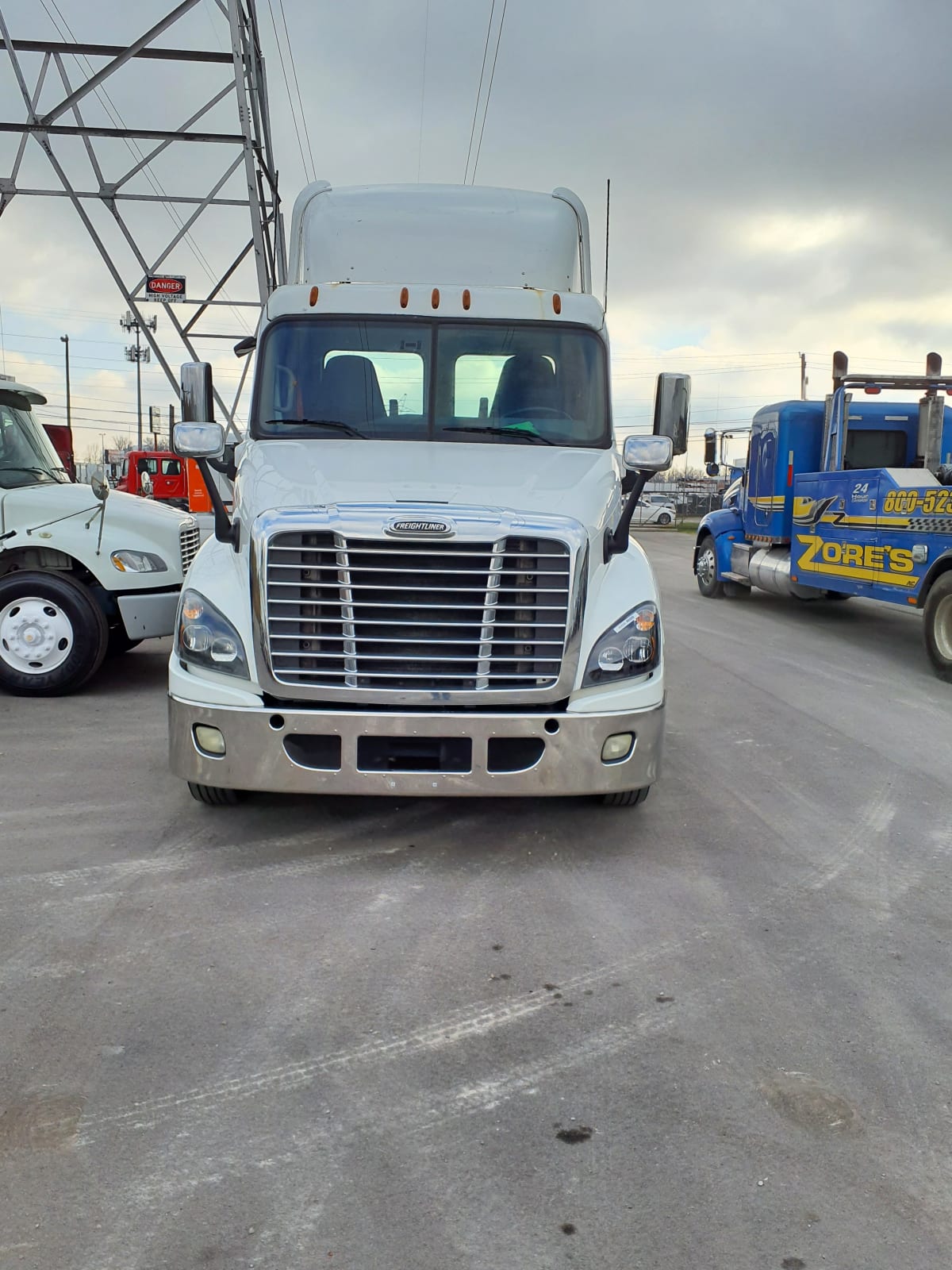 2017 Freightliner/Mercedes CASCADIA 125 668996