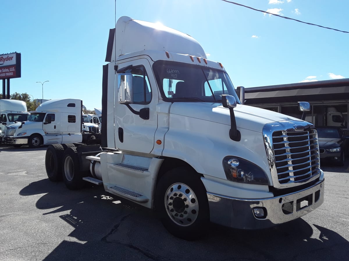 2017 Freightliner/Mercedes CASCADIA 125 668999