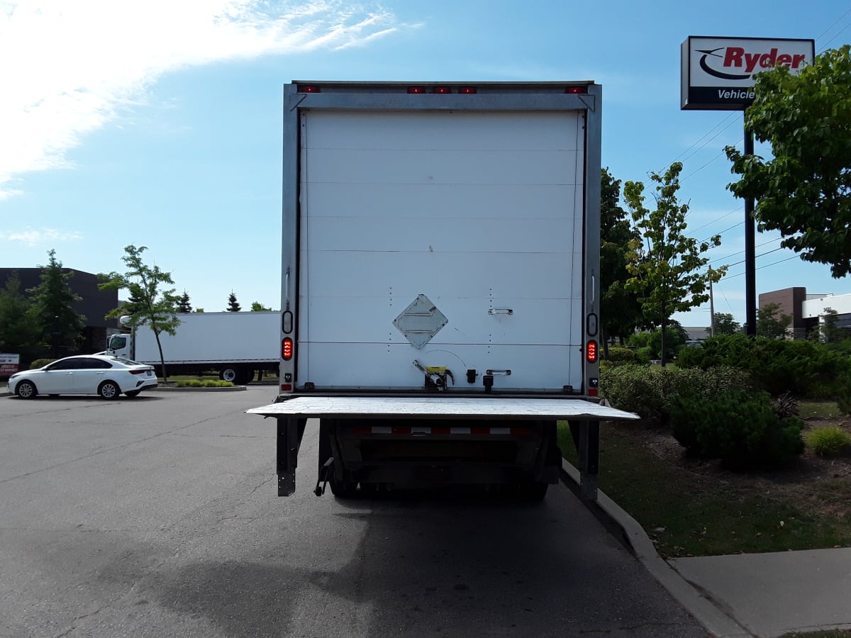 2017 Freightliner/Mercedes M2 106 669074