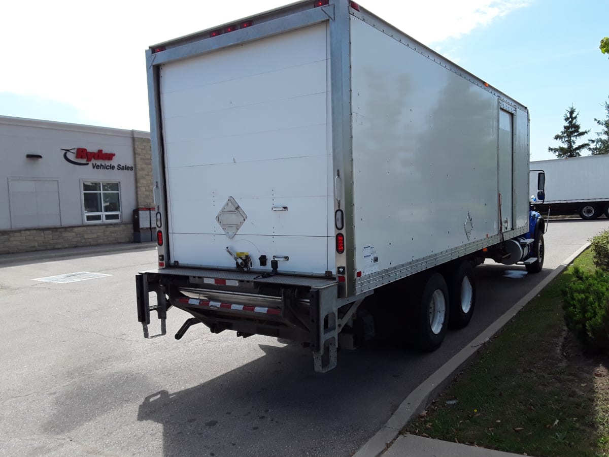 2017 Freightliner/Mercedes M2 106 669074