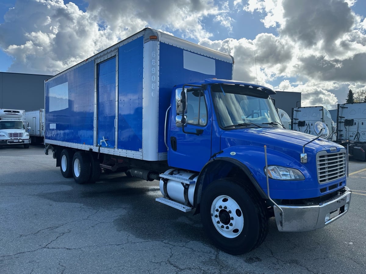 2017 Freightliner/Mercedes M2 106 669086