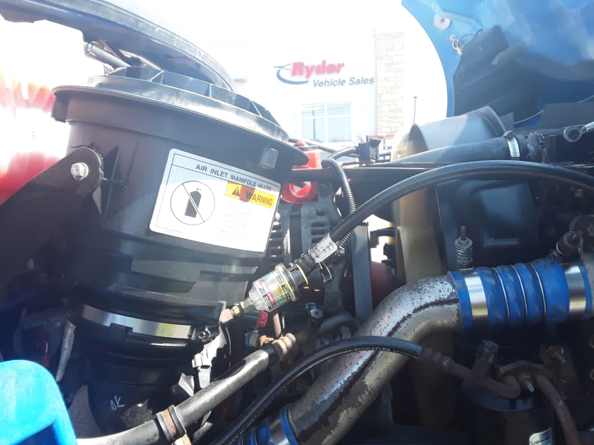 2017 Freightliner/Mercedes M2 106 669094