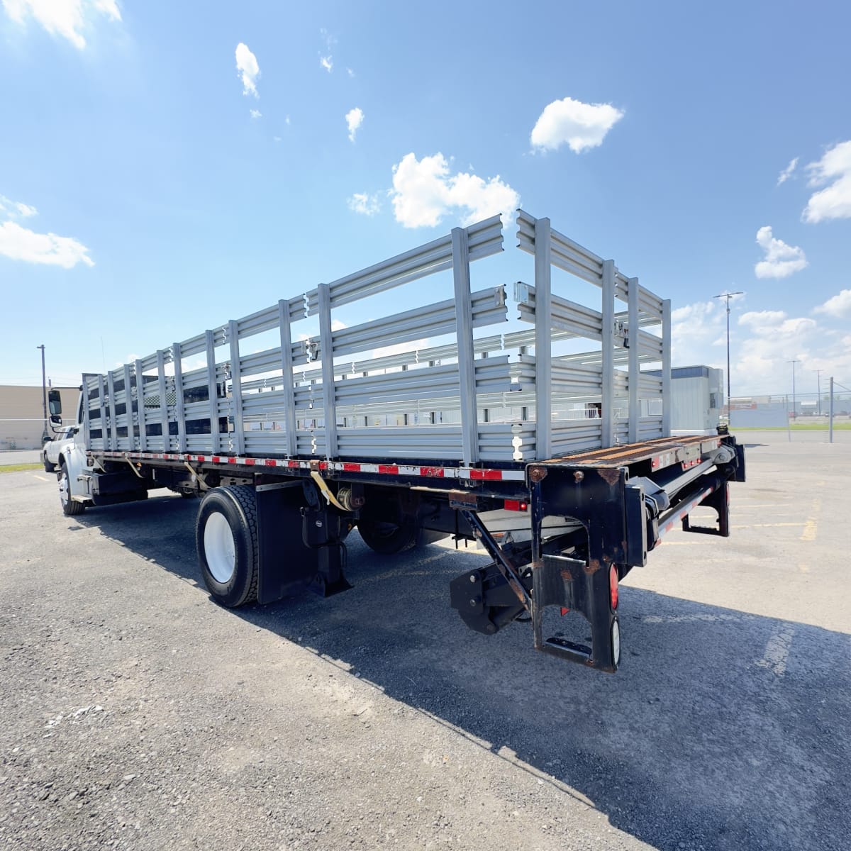 2017 Freightliner/Mercedes M2 106 669102