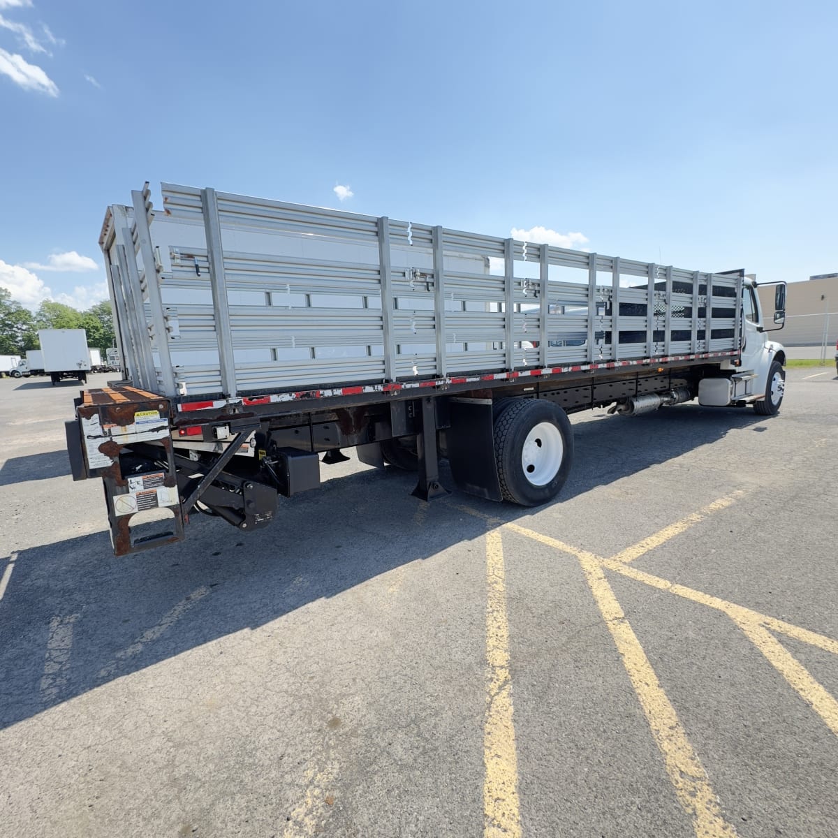 2017 Freightliner/Mercedes M2 106 669102