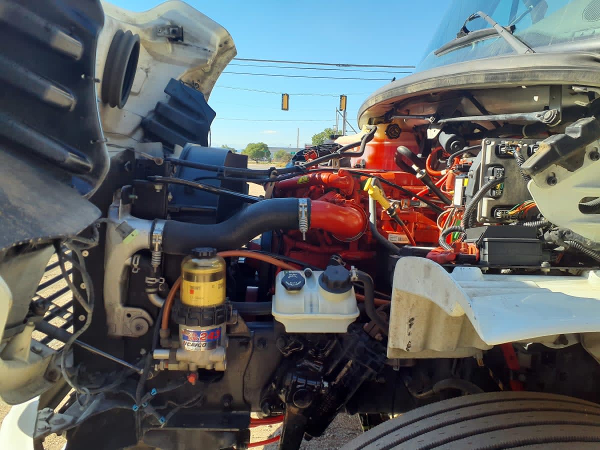 2016 Freightliner/Mercedes M2 106 669205