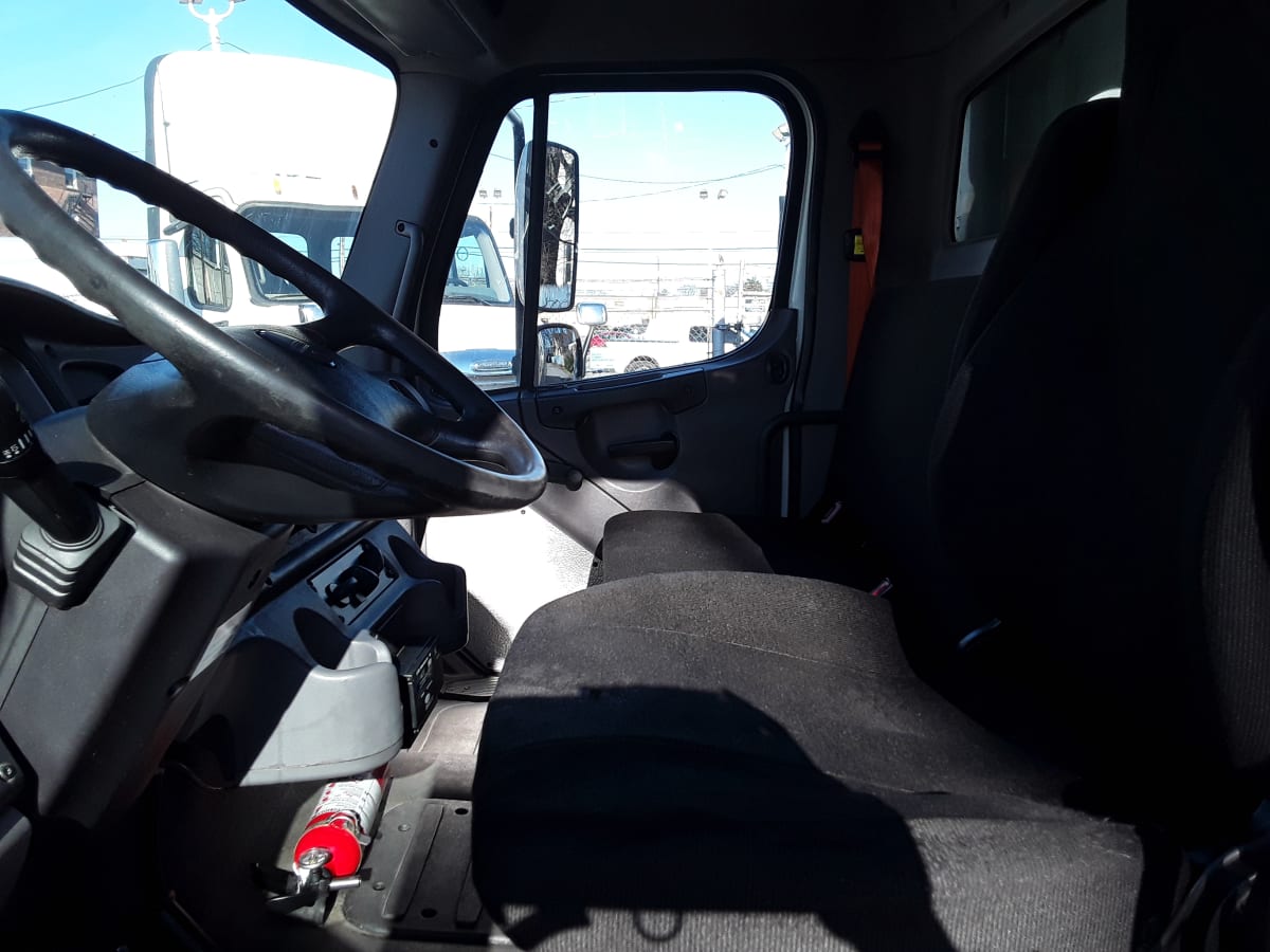 2016 Freightliner/Mercedes M2 106 669342