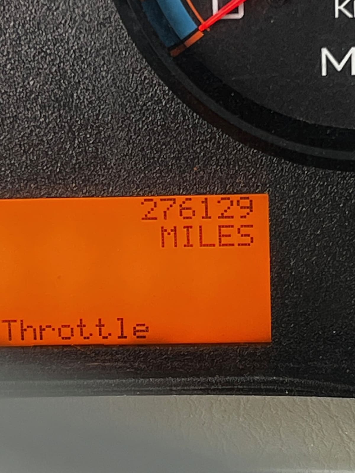 2017 International 4300 - image 11