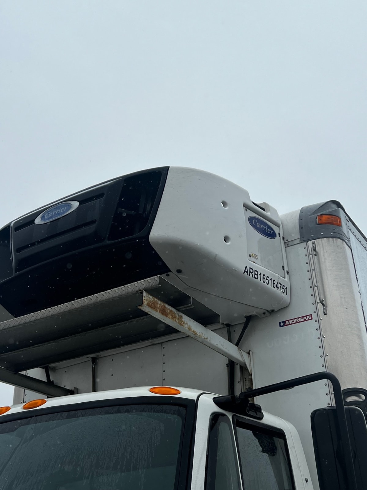 2017 International 4300 - image 7