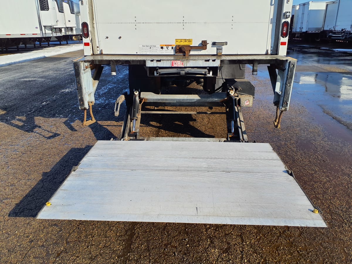 2016 Freightliner/Mercedes M2 106 669444