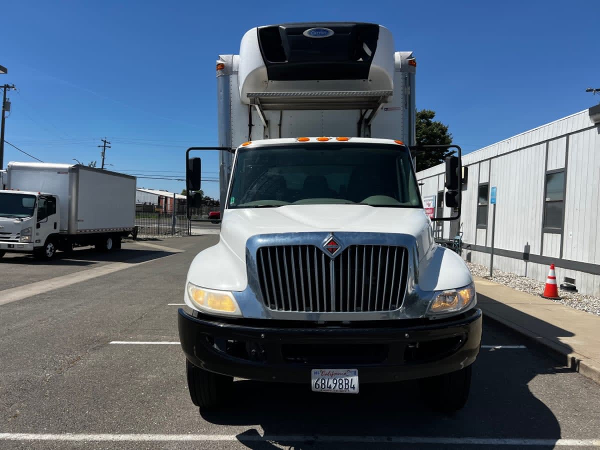 2017 International 4300 in West Sacramento, CA — photo 2