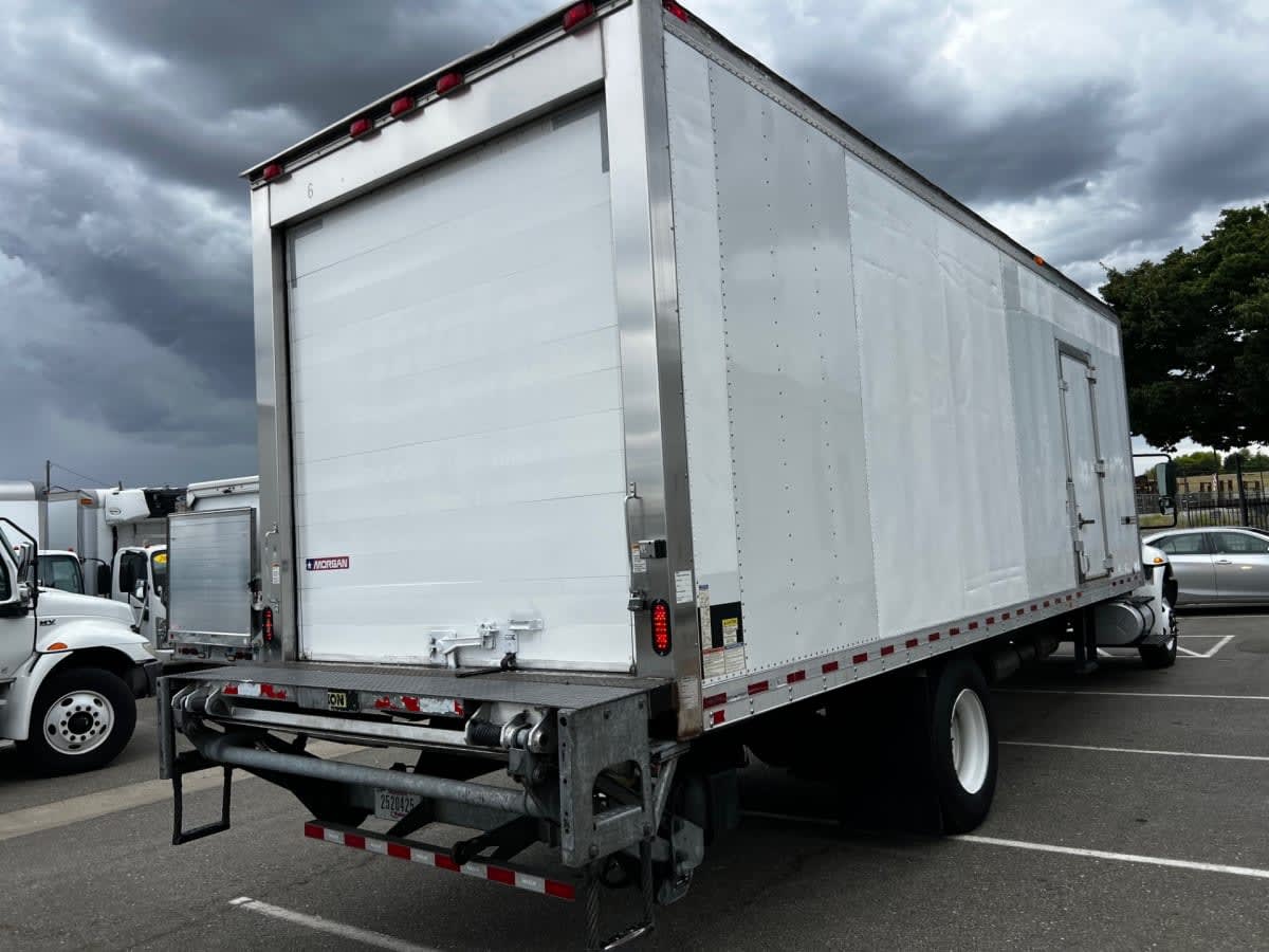 2017 Navistar International 4300 669519