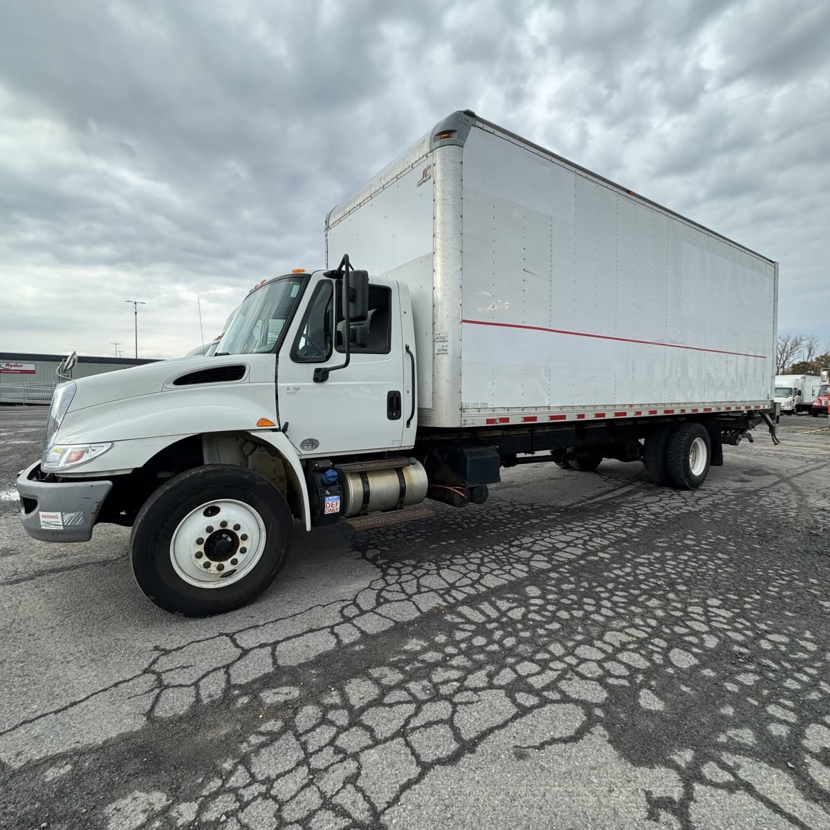 2017 Navistar International 4300 669530