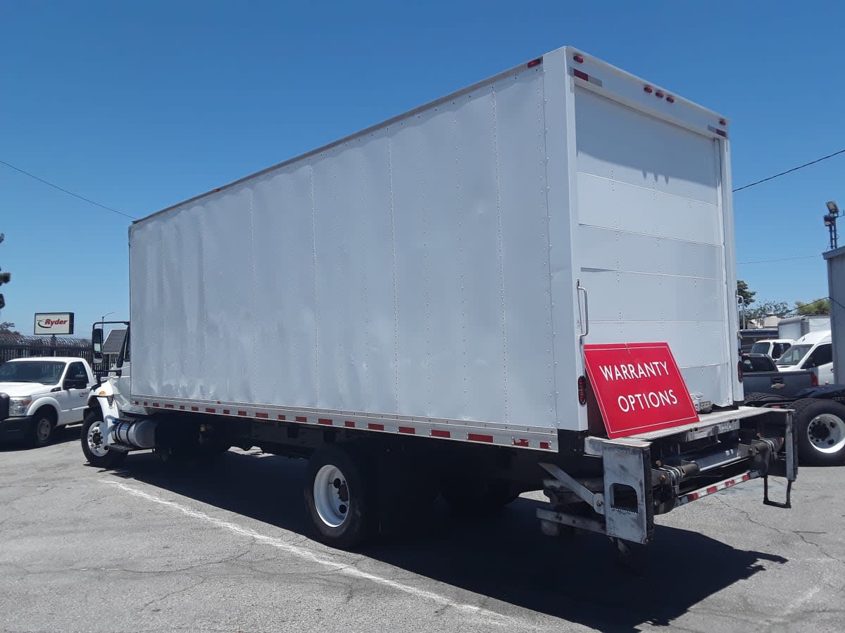 2017 International 4300 in Montebello, CA — photo 6