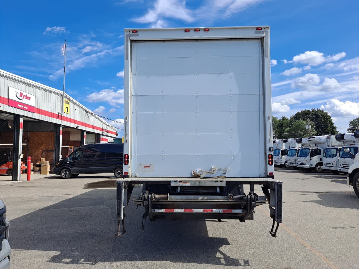 2017 International 4300 in Salisbury, MA — photo 5