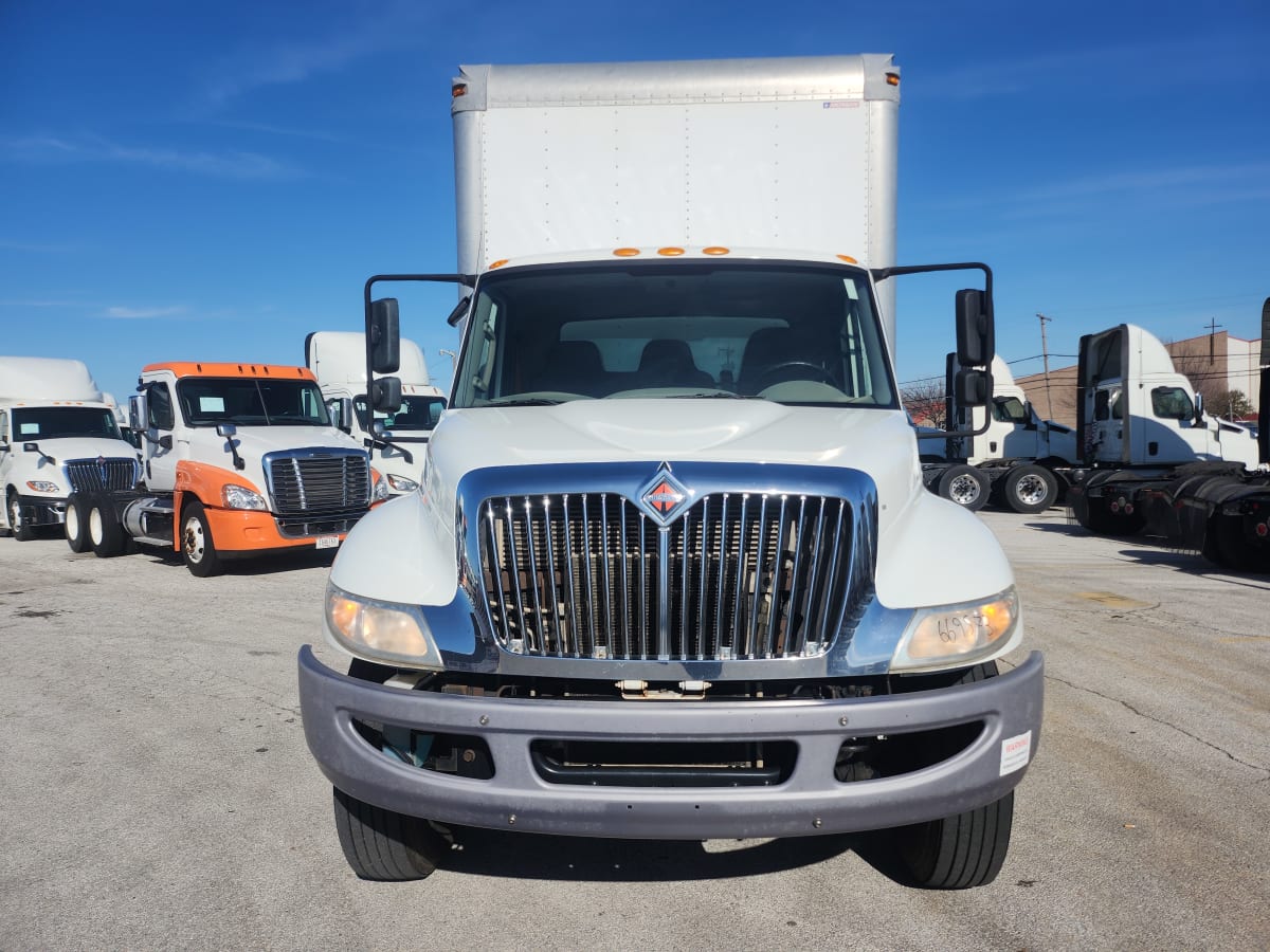 2017 Navistar International 4300 669573