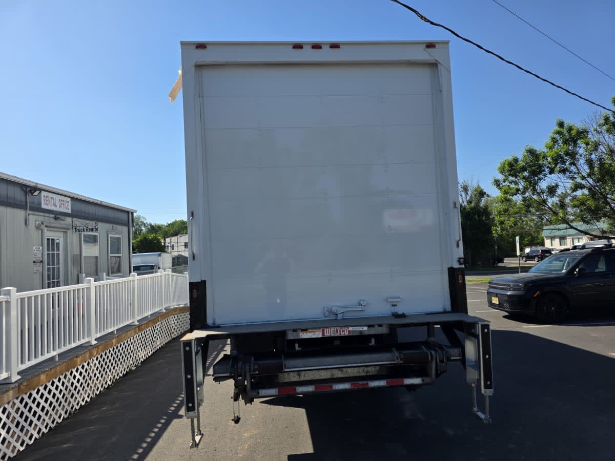 2017 International 4300 in Bensalem, PA — photo 5