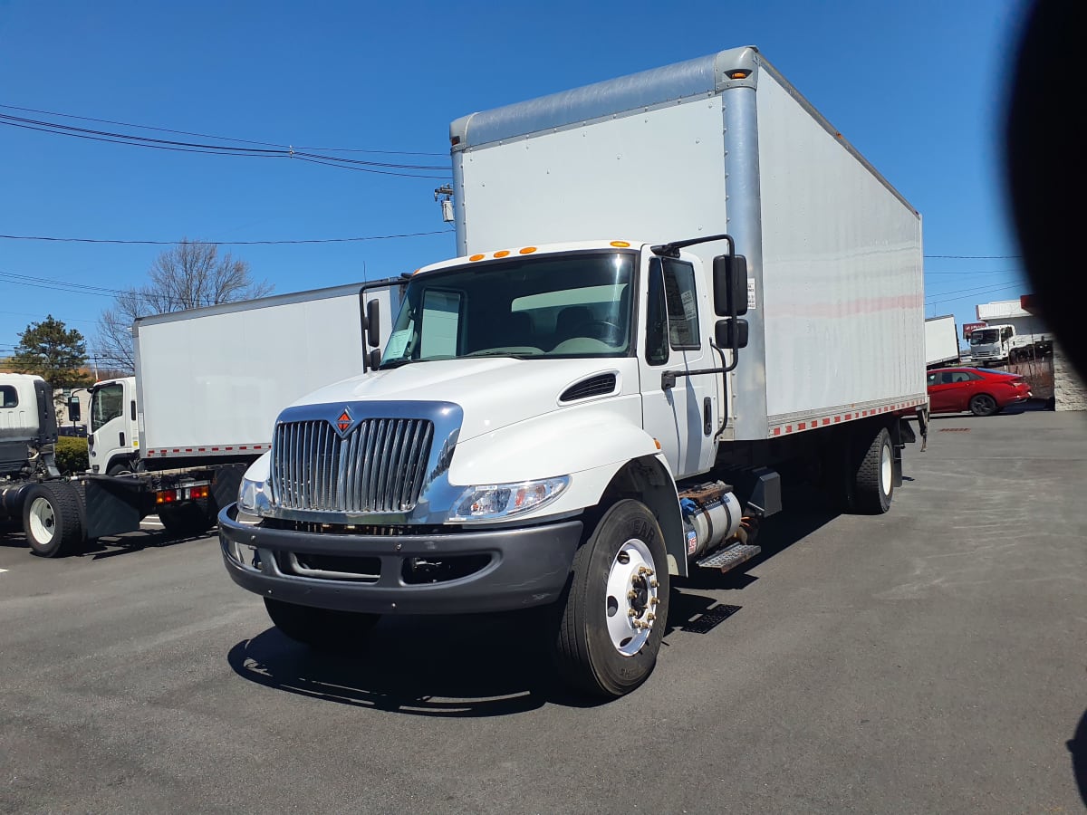 2017 Navistar International 4300 669598