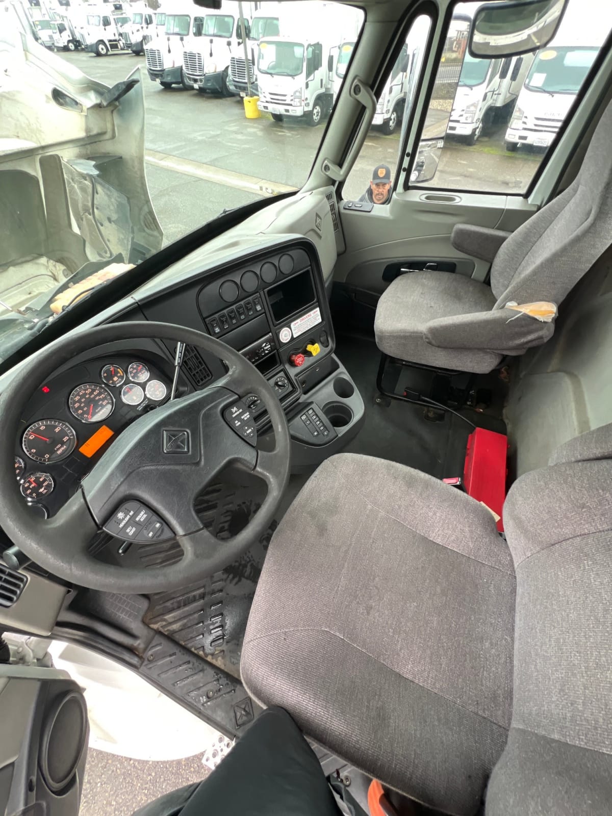 2017 International ProStar - image 7