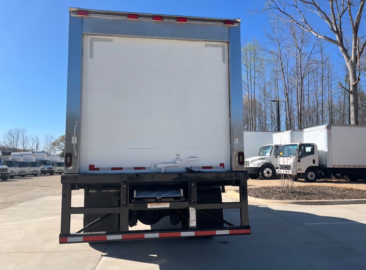 2017 Freightliner/Mercedes M2 106 669665