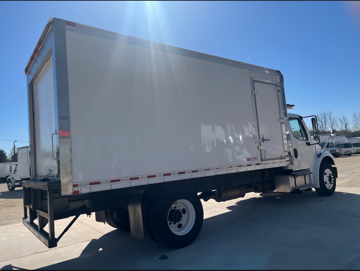 2017 Freightliner/Mercedes M2 106 669665
