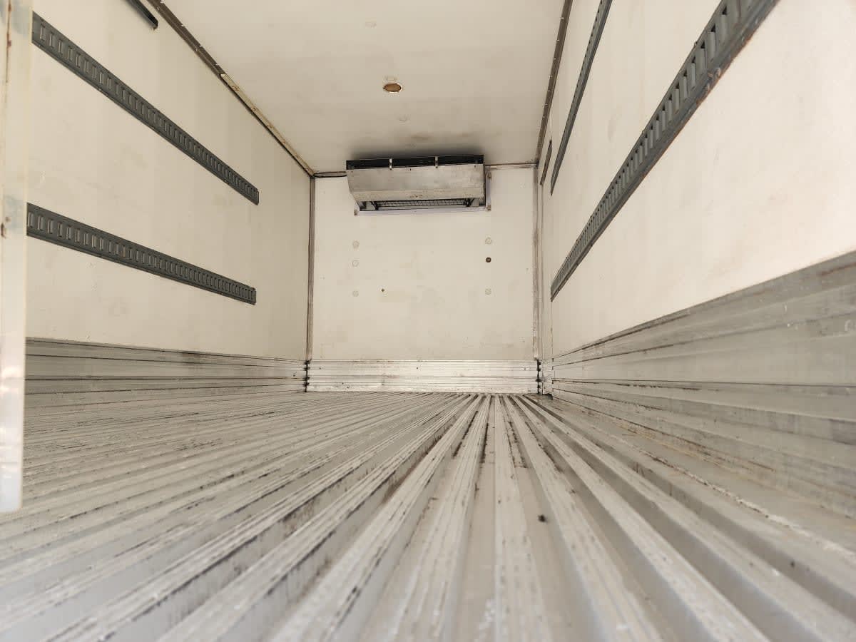 2017 Freightliner/Mercedes M2 106 669666