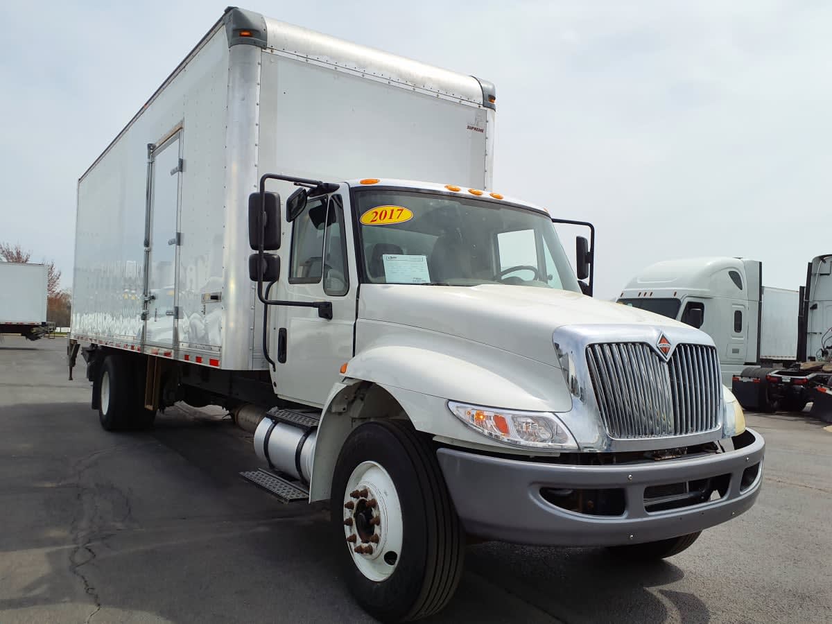 2017 Navistar International 4300 669688