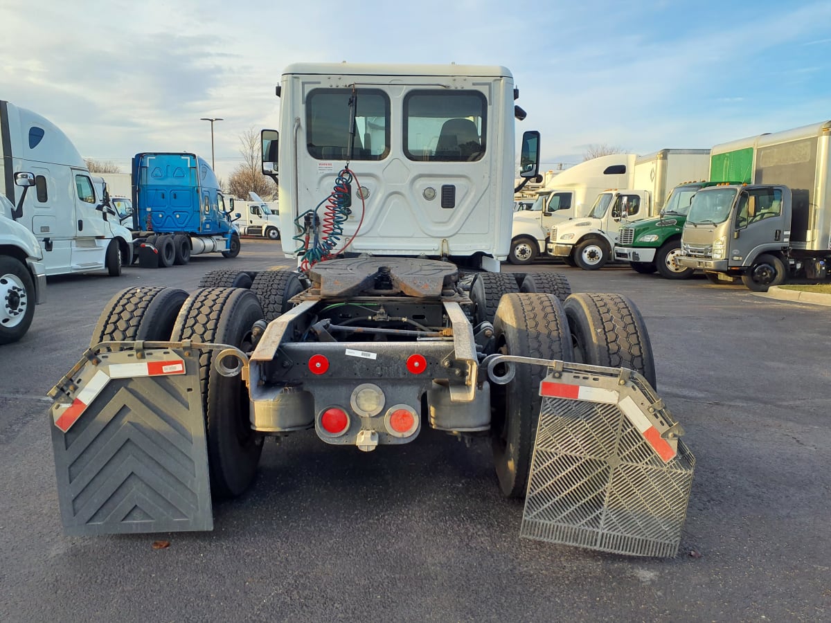 2016 Freightliner/Mercedes CASCADIA 125 669694