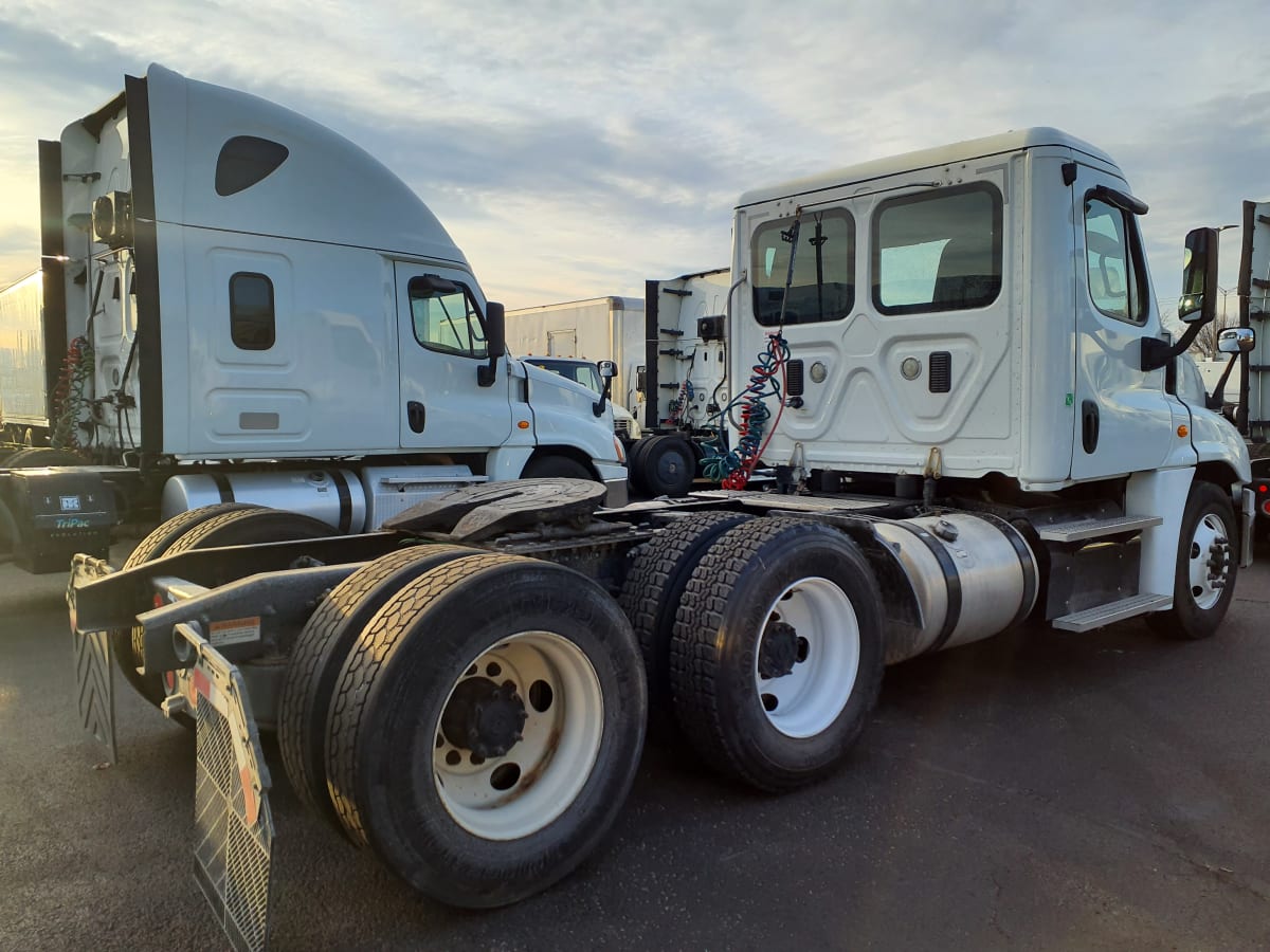 2016 Freightliner/Mercedes CASCADIA 125 669694