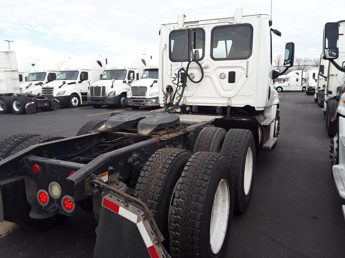 2016 Freightliner/Mercedes CASCADIA 125 669706