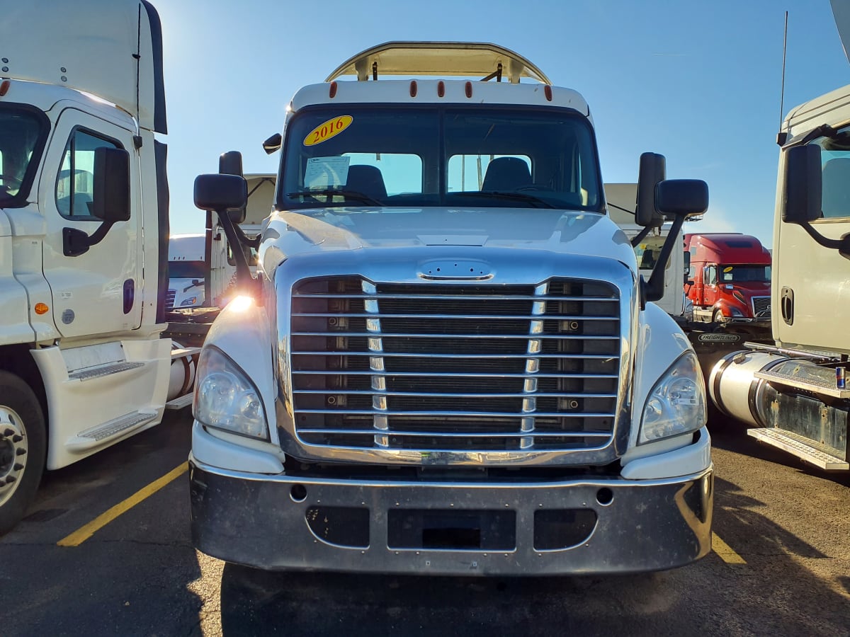 2016 Freightliner/Mercedes CASCADIA 125 669711