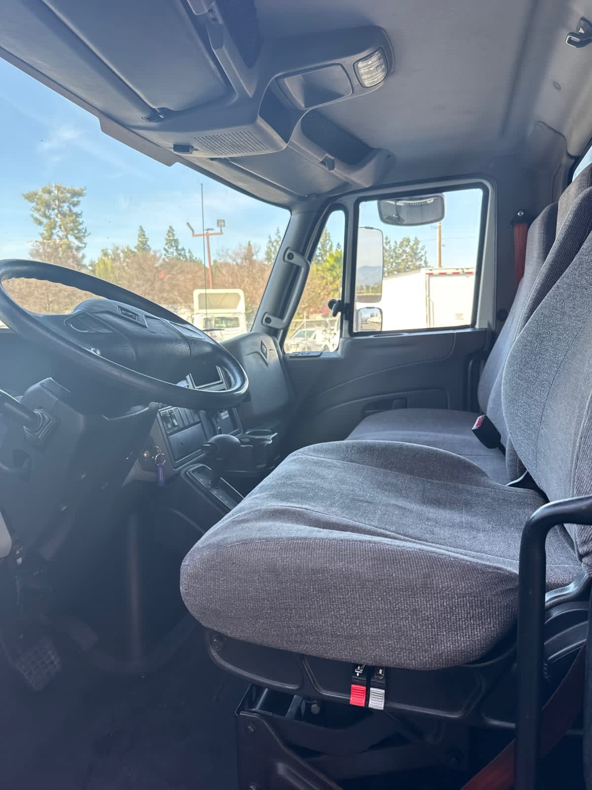 2017 Navistar International 4300 669715