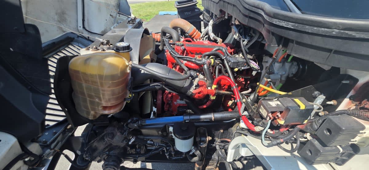 2017 Navistar International 4300 669739