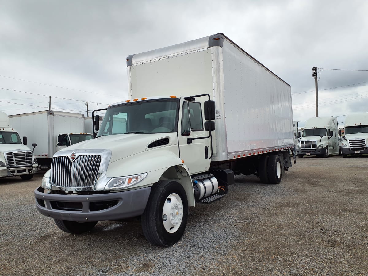 2017 Navistar International 4300 669757