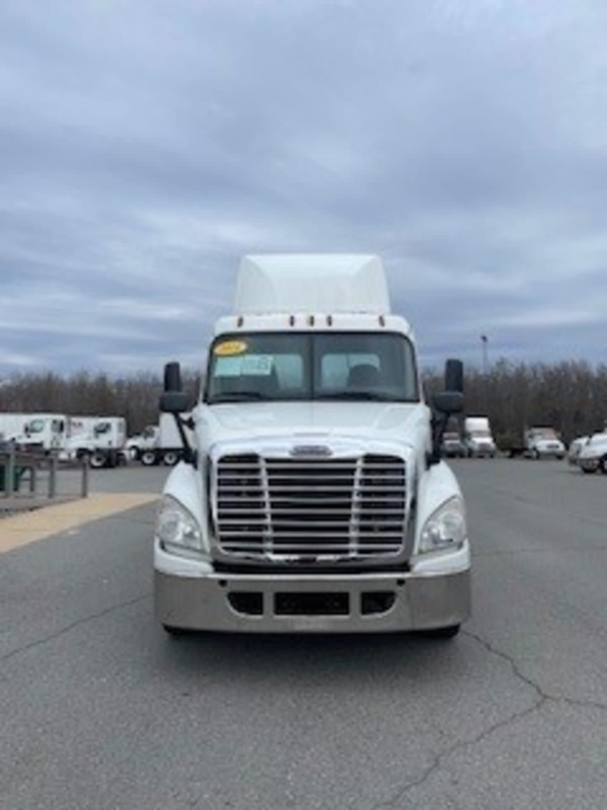 2016 Freightliner - image 2